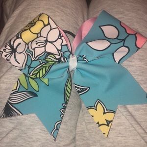flower cheer bow